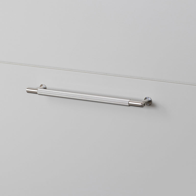Pull Bar - Linear