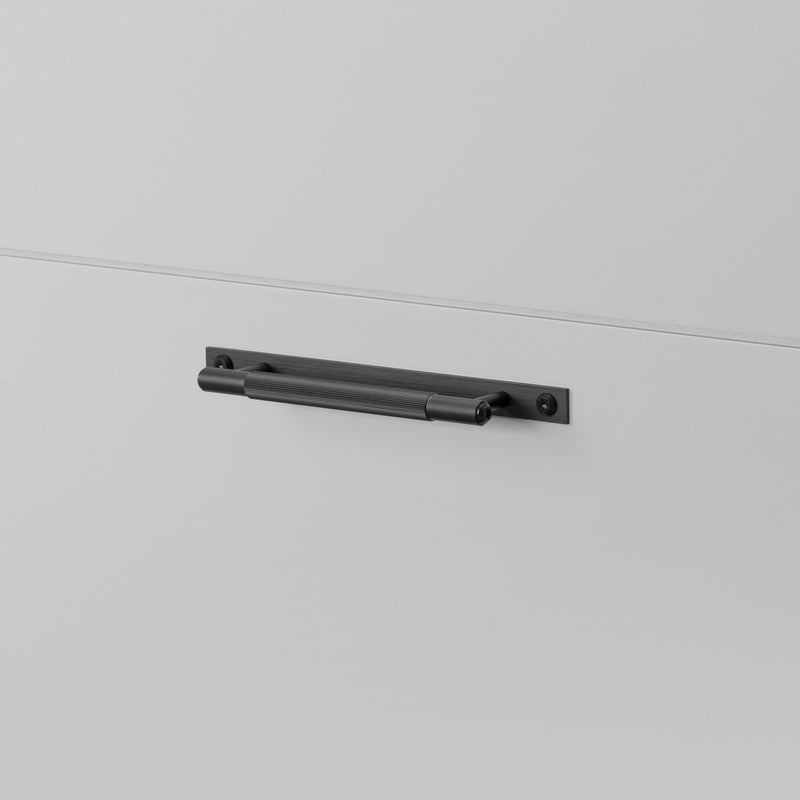 Pull Bar - Linear Plate