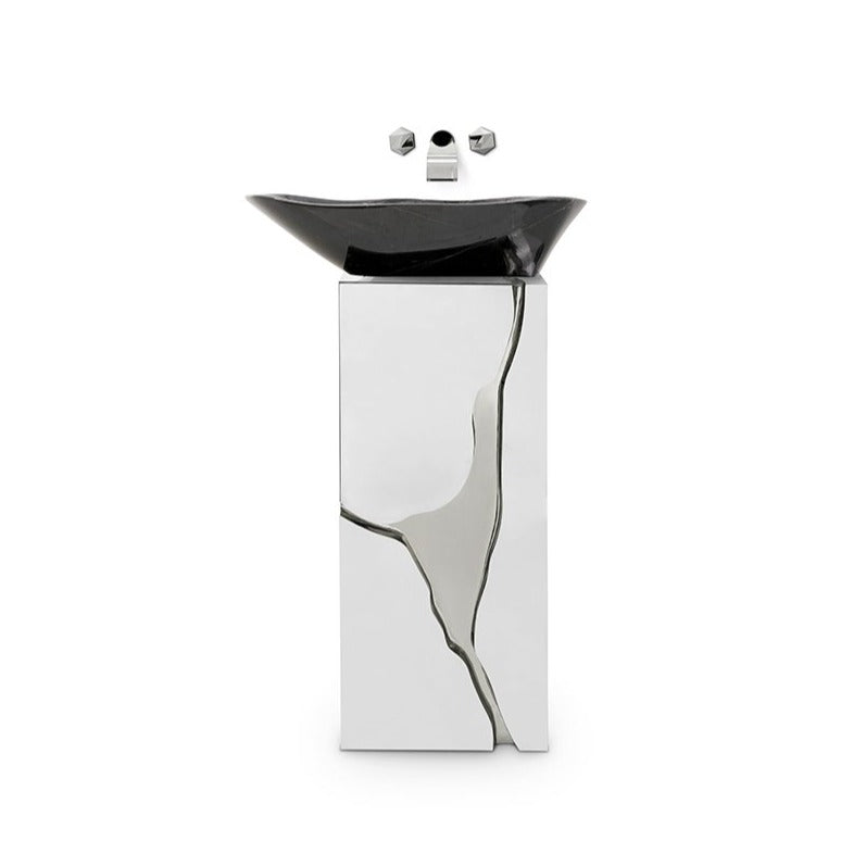 Lapiaz Marble Freestanding