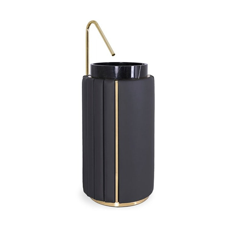 Darian Freestanding
