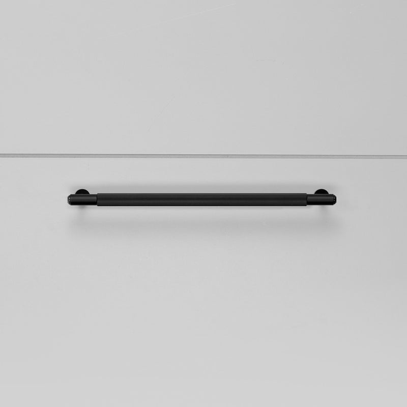 Pull Bar - Linear