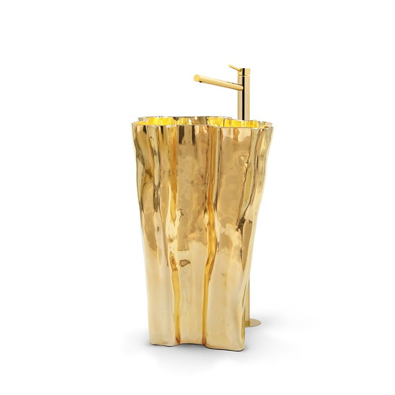 Eden Freestanding
