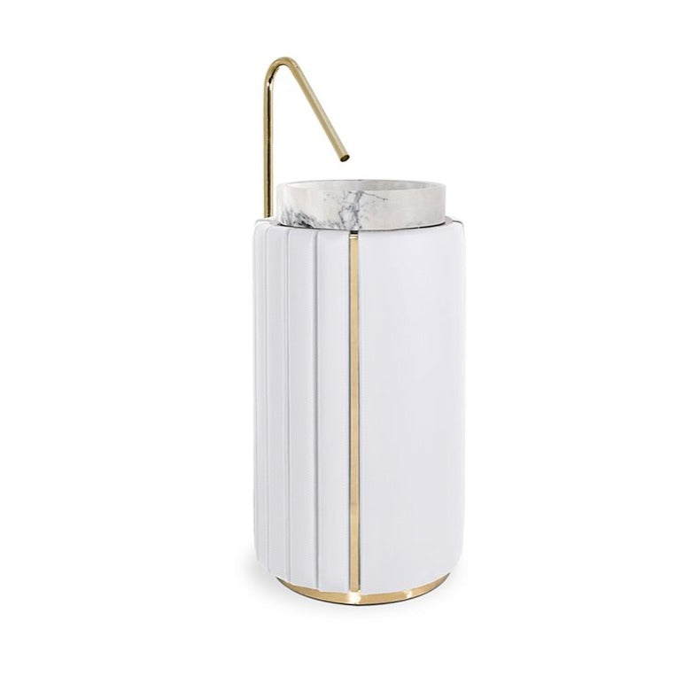 Darian Freestanding