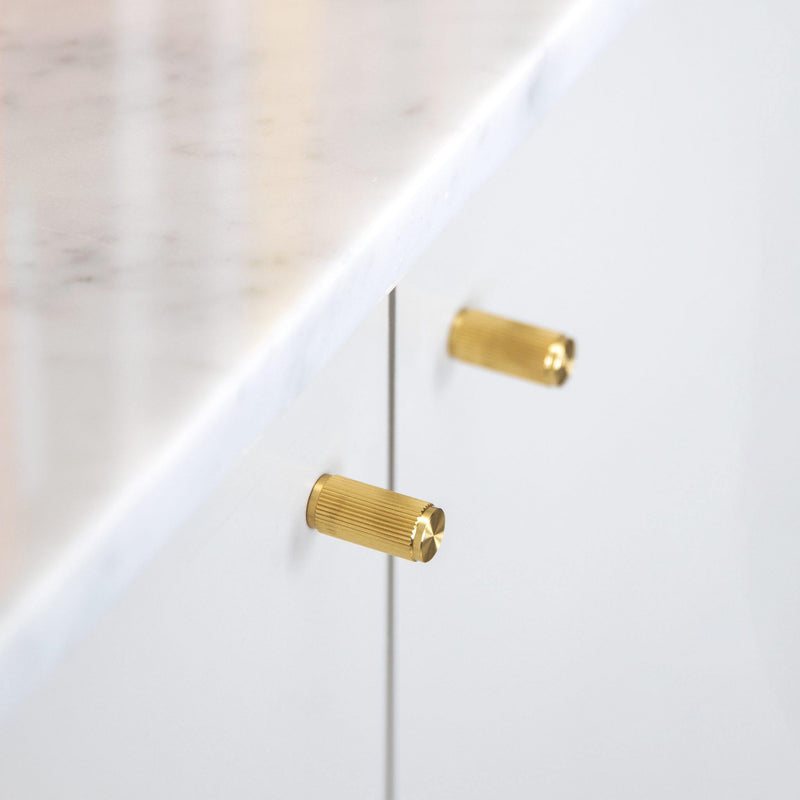 BUSTER+PUNCH - Furniture Knob - Linear - Matchless Style