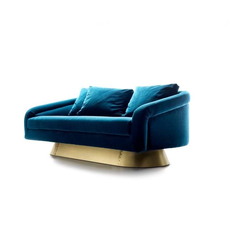 Akanu Sofa - matchless style