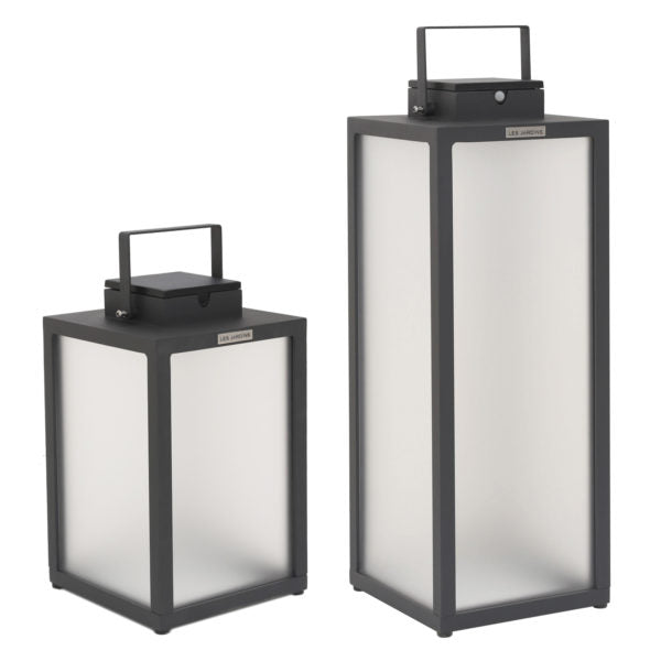 Tradition Solar Garden Light